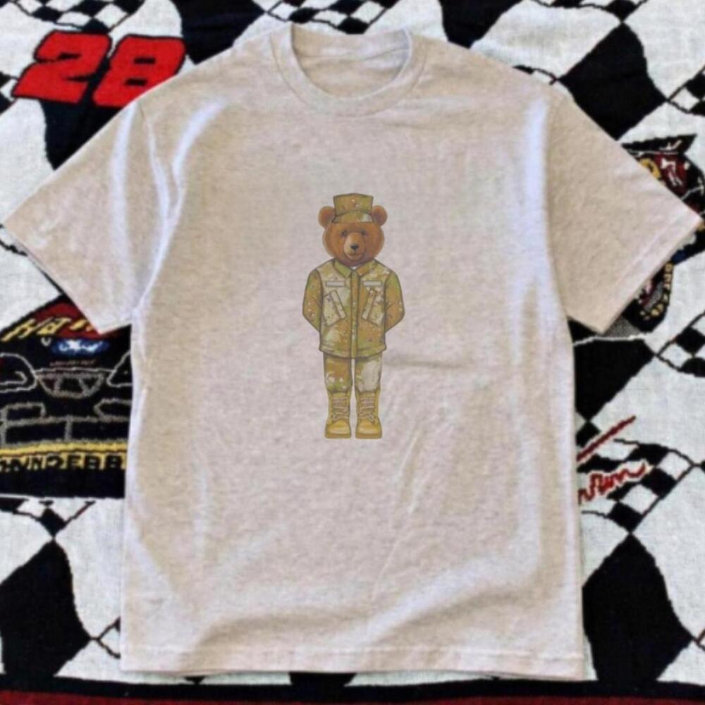 Gildan Ash Grey T Shirt Army Bear Graphic Tee